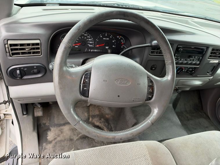 image for item EC4639 2002 Ford Excursion SUV
