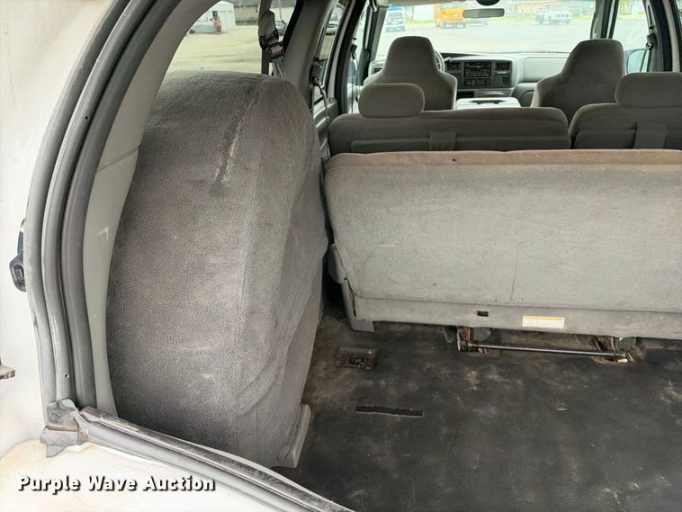 image for item EC4639 2002 Ford Excursion SUV