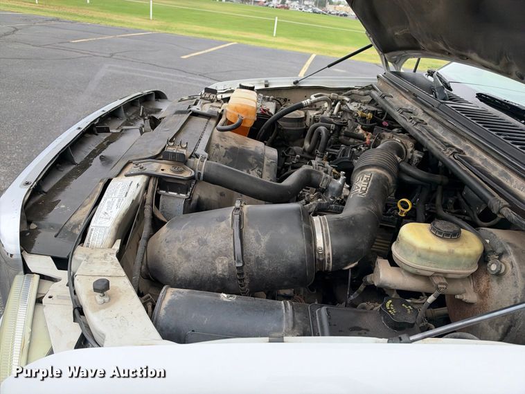 image for item EC4639 2002 Ford Excursion SUV