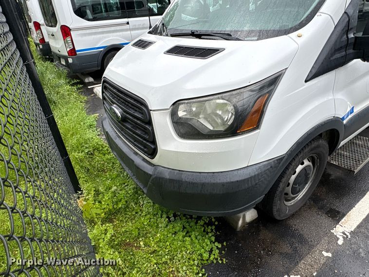 image for item EF1157 2018 Ford Transit 150 van