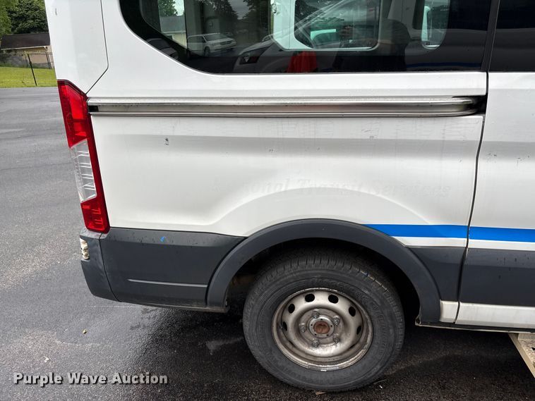image for item EF1157 2018 Ford Transit 150 van