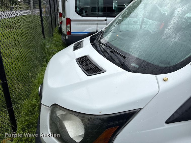 image for item EF1157 2018 Ford Transit 150 van