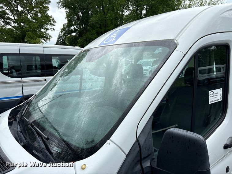 image for item EF1157 2018 Ford Transit 150 van