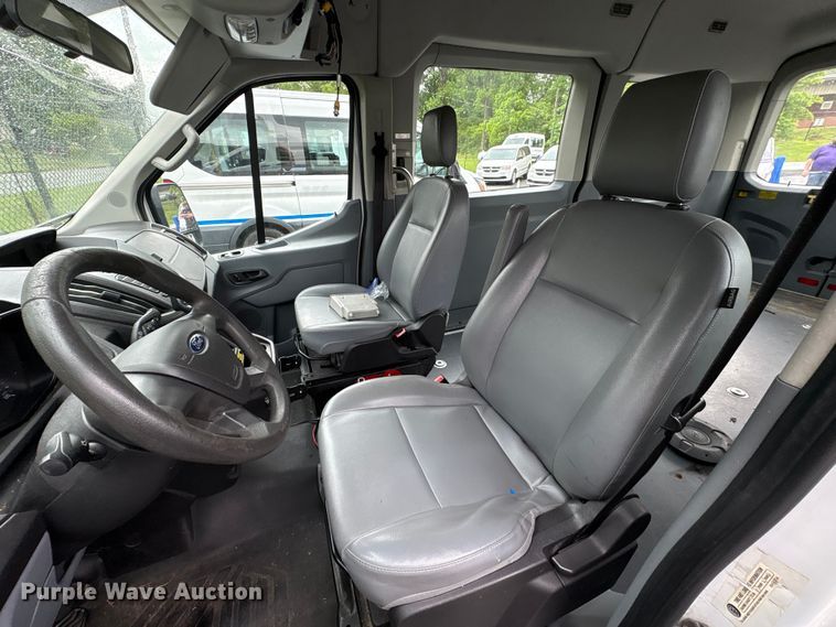 image for item EF1157 2018 Ford Transit 150 van
