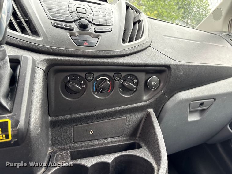 image for item EF1157 2018 Ford Transit 150 van