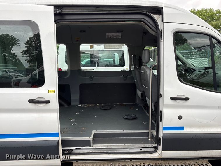 image for item EF1157 2018 Ford Transit 150 van