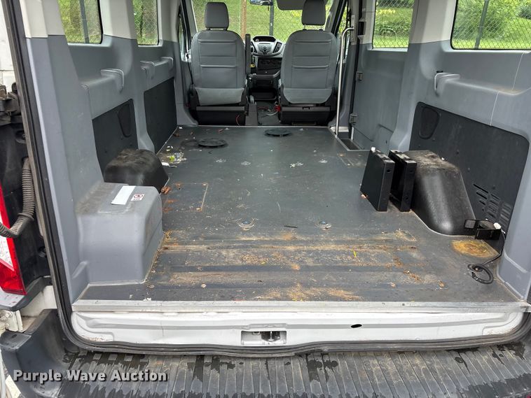 image for item EF1157 2018 Ford Transit 150 van