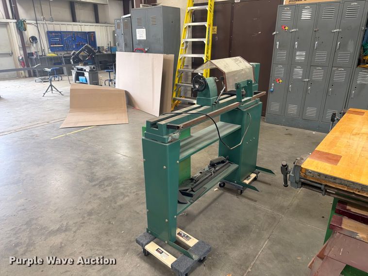 image for item EI7687 Grizzly G1495 wood lathe