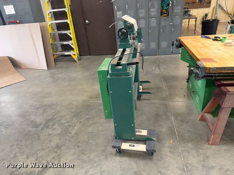 image for item EI7687 Grizzly G1495 wood lathe