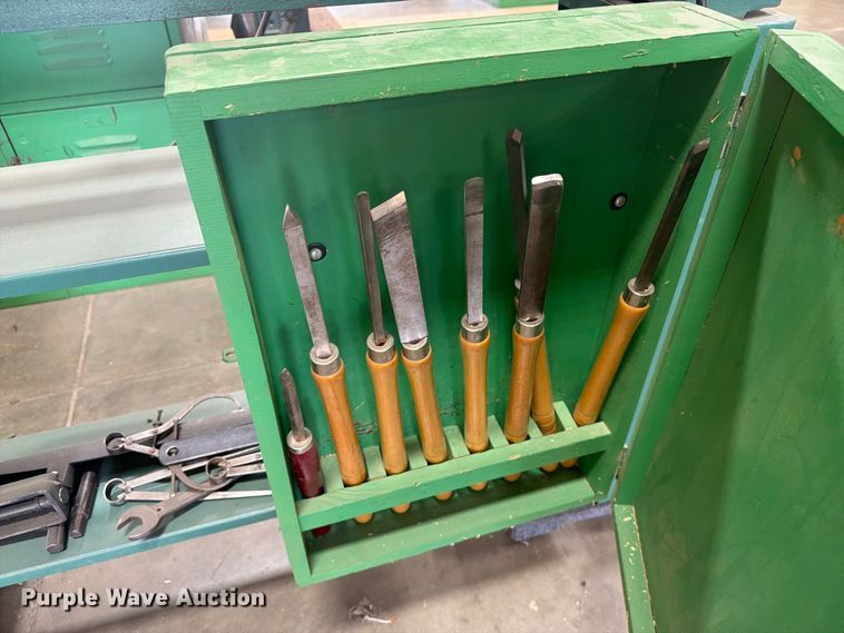 image for item EI7687 Grizzly G1495 wood lathe