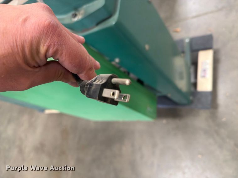 image for item EI7687 Grizzly G1495 wood lathe