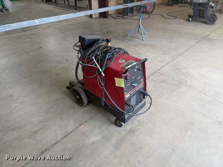image for item EI7688 Lincoln Square Wave Tig 175 welder