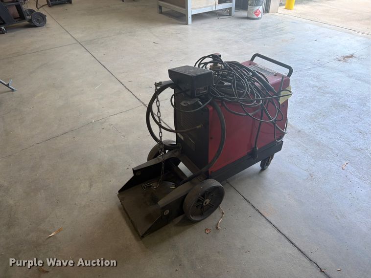 image for item EI7688 Lincoln Square Wave Tig 175 welder