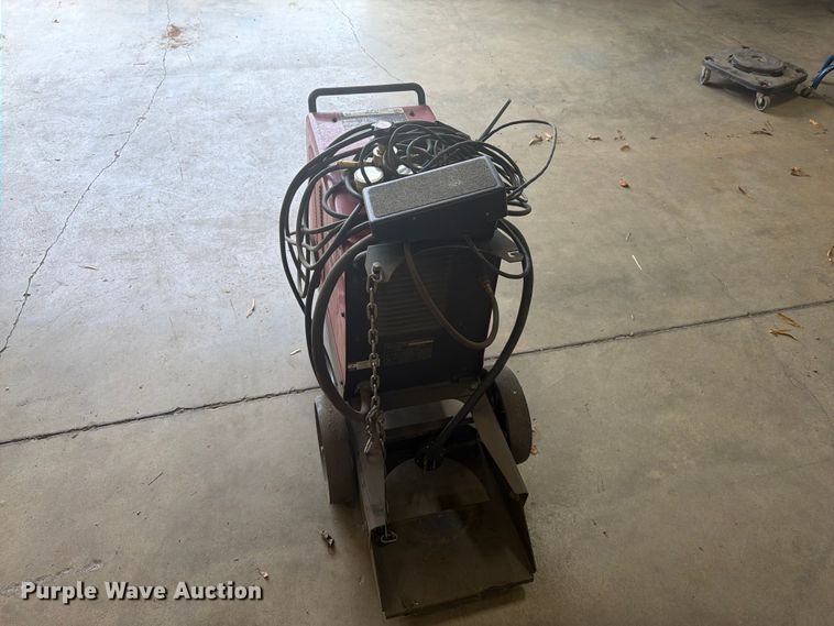 image for item EI7688 Lincoln Square Wave Tig 175 welder