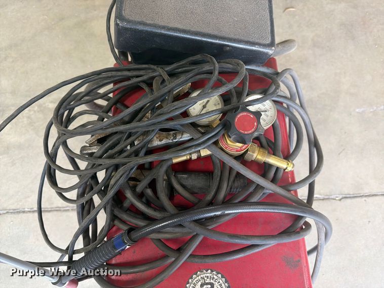 image for item EI7688 Lincoln Square Wave Tig 175 welder