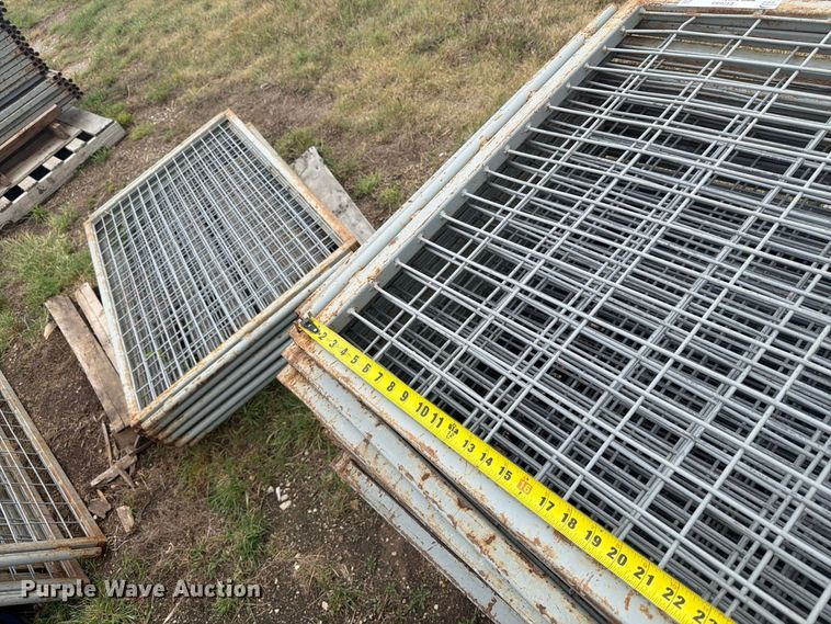 image for item EI7689 Livestock panels