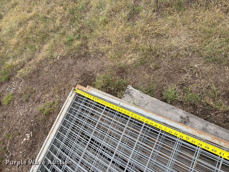 image for item EI7689 Livestock panels