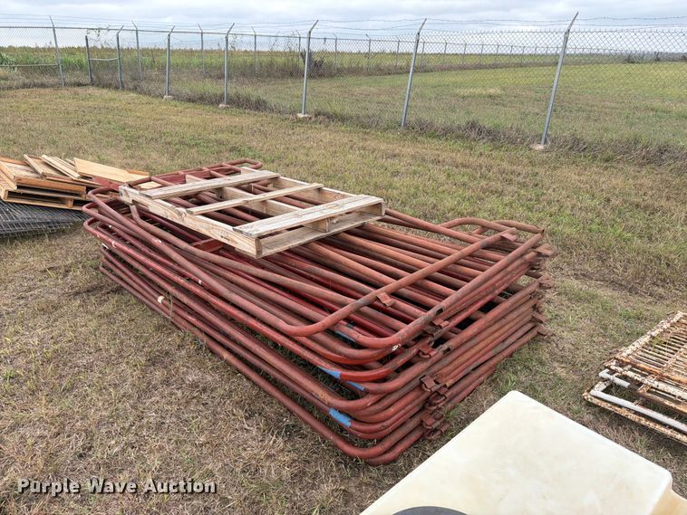 Livestock panels
