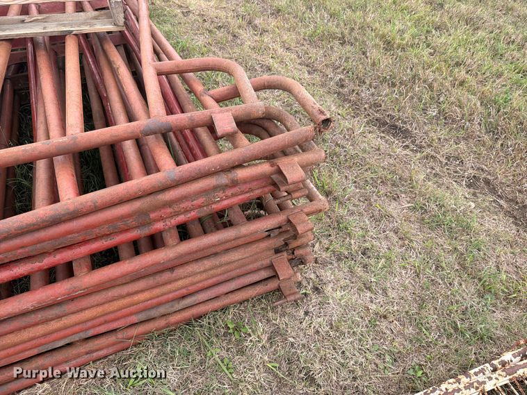 image for item EI7691 Livestock panels