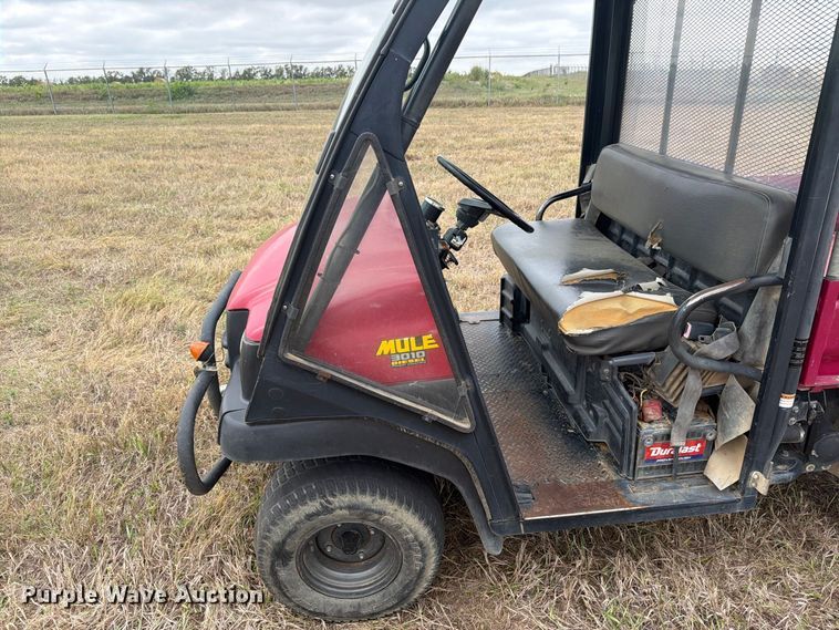 image for item EI7695 2008 Kawasaki Mule 3010 utility vehicle