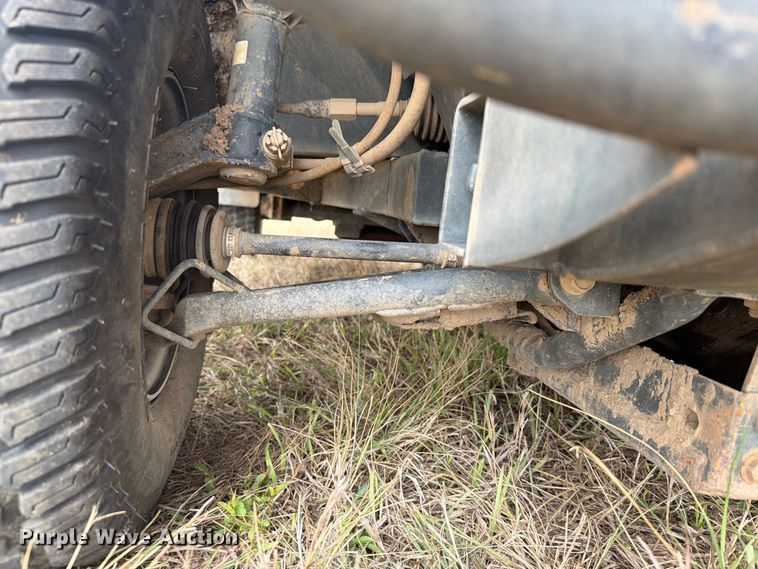 image for item EI7695 2008 Kawasaki Mule 3010 utility vehicle