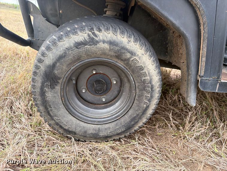 image for item EI7695 2008 Kawasaki Mule 3010 utility vehicle
