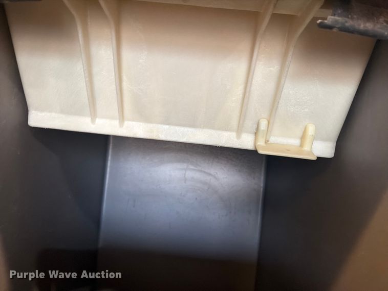 image for item EI7699 Manitowot ice maker