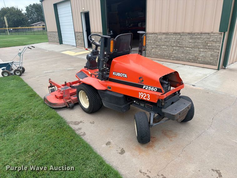 image for item EI7702 Kubota F2560 lawn mower