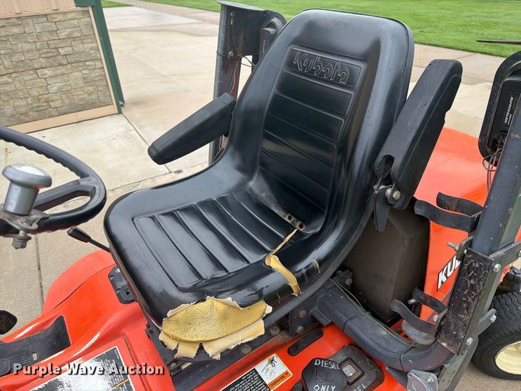 image for item EI7702 Kubota F2560 lawn mower