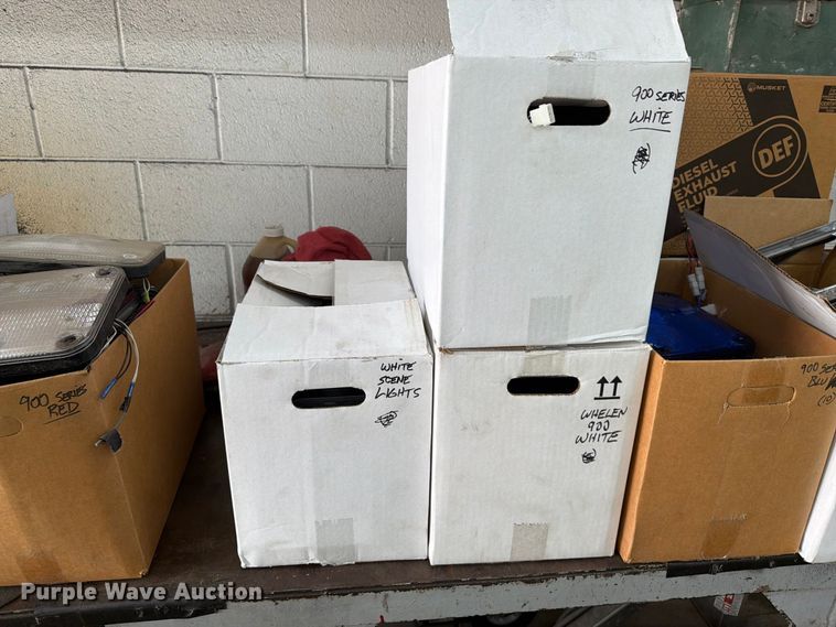 image for item EI7740 Whelen lights