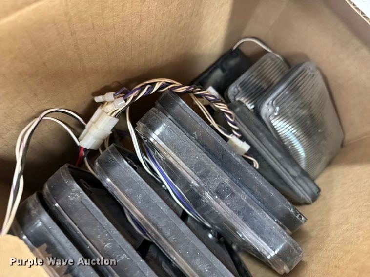 image for item EI7740 Whelen lights