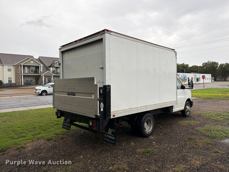 image for item EI7765 2012 Chevrolet Express 3500 box truck