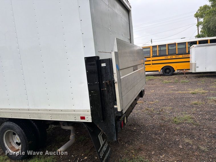 image for item EI7765 2012 Chevrolet Express 3500 box truck
