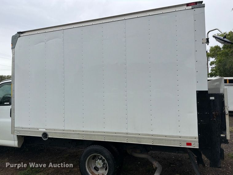 image for item EI7765 2012 Chevrolet Express 3500 box truck