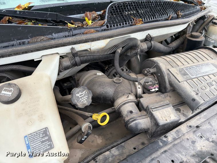 image for item EI7765 2012 Chevrolet Express 3500 box truck