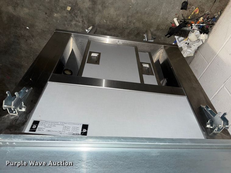 image for item EL0982 Restaurant equipment