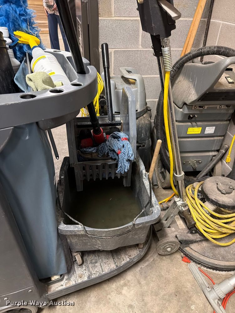 image for item EL0988 Janitorial equipment