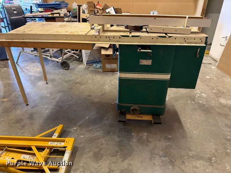 image for item EL0994 Powermatic 66 table saw