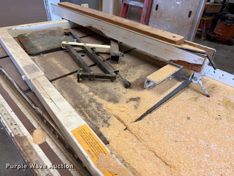 image for item EL0994 Powermatic 66 table saw