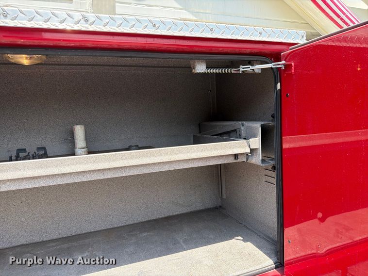 image for item EO8702 2002 Pierce Fire truck aerial platform fire truck