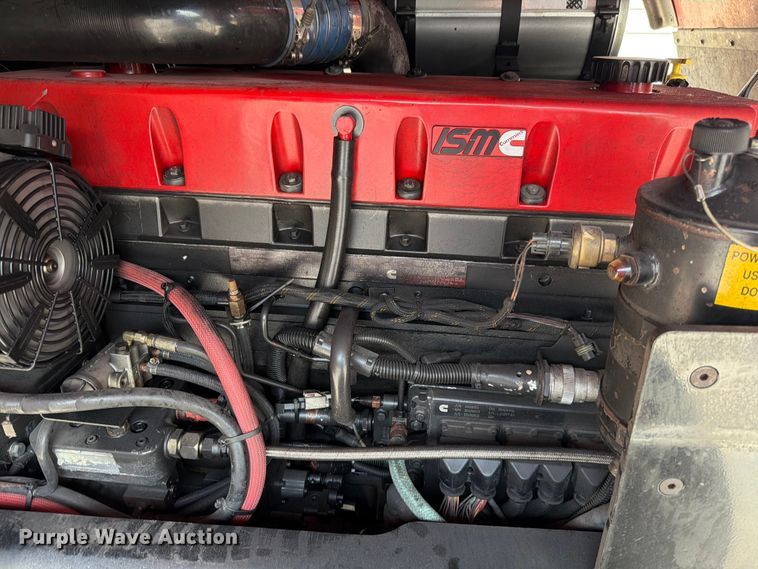 image for item EO8702 2002 Pierce Fire truck aerial platform fire truck