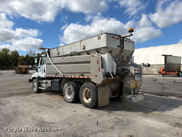 image for item EO8761 2015 Freightliner 108SD dump truck