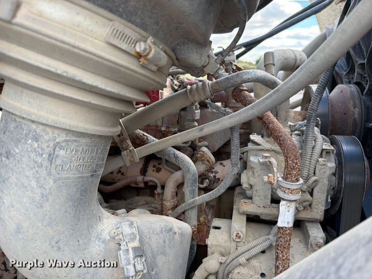 image for item EO8761 2015 Freightliner 108SD dump truck