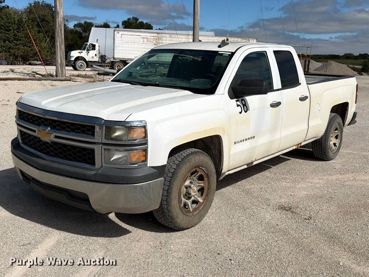 2015 Chevrolet Silverado 1500 Ext. Cab pickup truck