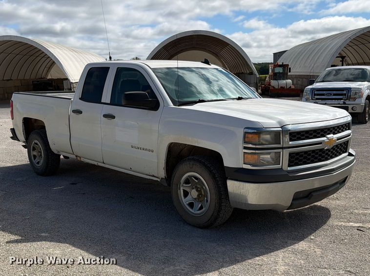 image for item EO8762 2015 Chevrolet Silverado 1500 Ext. Cab pickup truck
