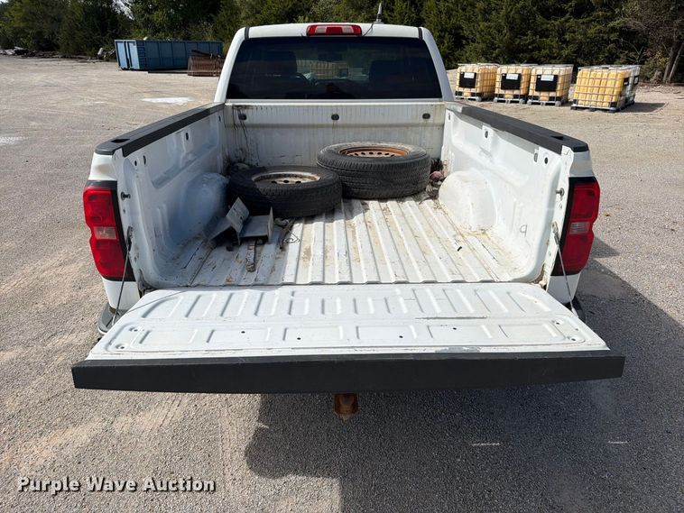 image for item EO8762 2015 Chevrolet Silverado 1500 Ext. Cab pickup truck