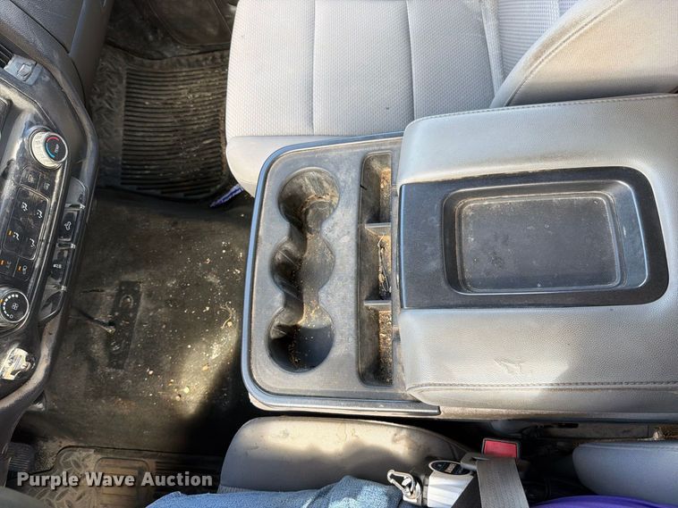 image for item EO8762 2015 Chevrolet Silverado 1500 Ext. Cab pickup truck