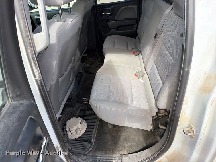 image for item EO8762 2015 Chevrolet Silverado 1500 Ext. Cab pickup truck