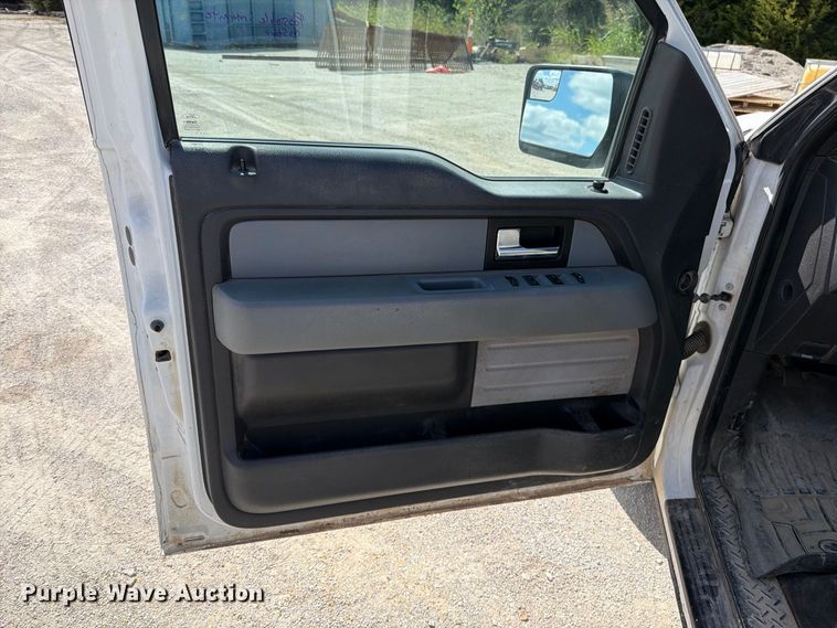 image for item EO8763 2014 Ford F150 Ext. Cab pickup truck