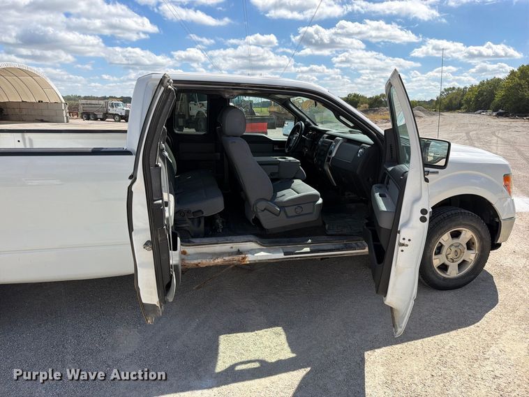 image for item EO8763 2014 Ford F150 Ext. Cab pickup truck